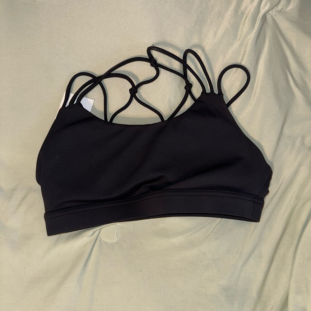 NWT P’tula Sports Bra